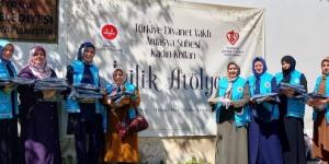 Amasya’da Genç Hafızlara El Emeği Göz Nuru Hediyeler