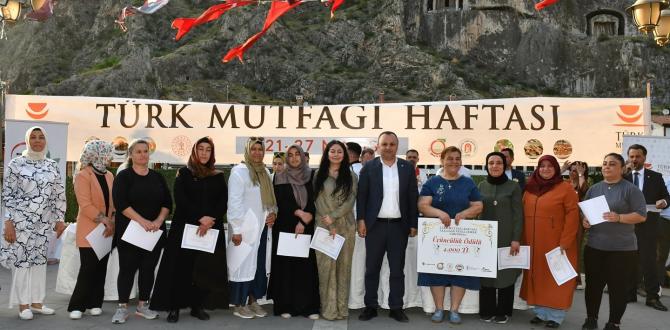 Bakan Turgay Sevindi “Bu Tatlar Kültürümüzün İzlerini Taşıyor”