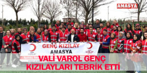 VALİ VAROL GENÇ KIZILAYLARI TEBRİK ETTİ