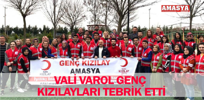 VALİ VAROL GENÇ KIZILAYLARI TEBRİK ETTİ